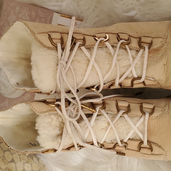 Sorel Phoenix lux tan short boots size 11 - Picture 5 of 17